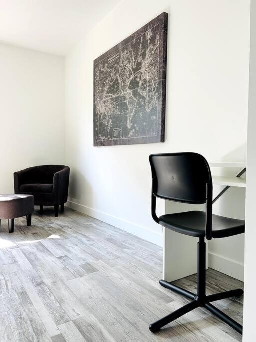 Walking Distance To St Boniface, Easy Parking Villa Уинипег Екстериор снимка