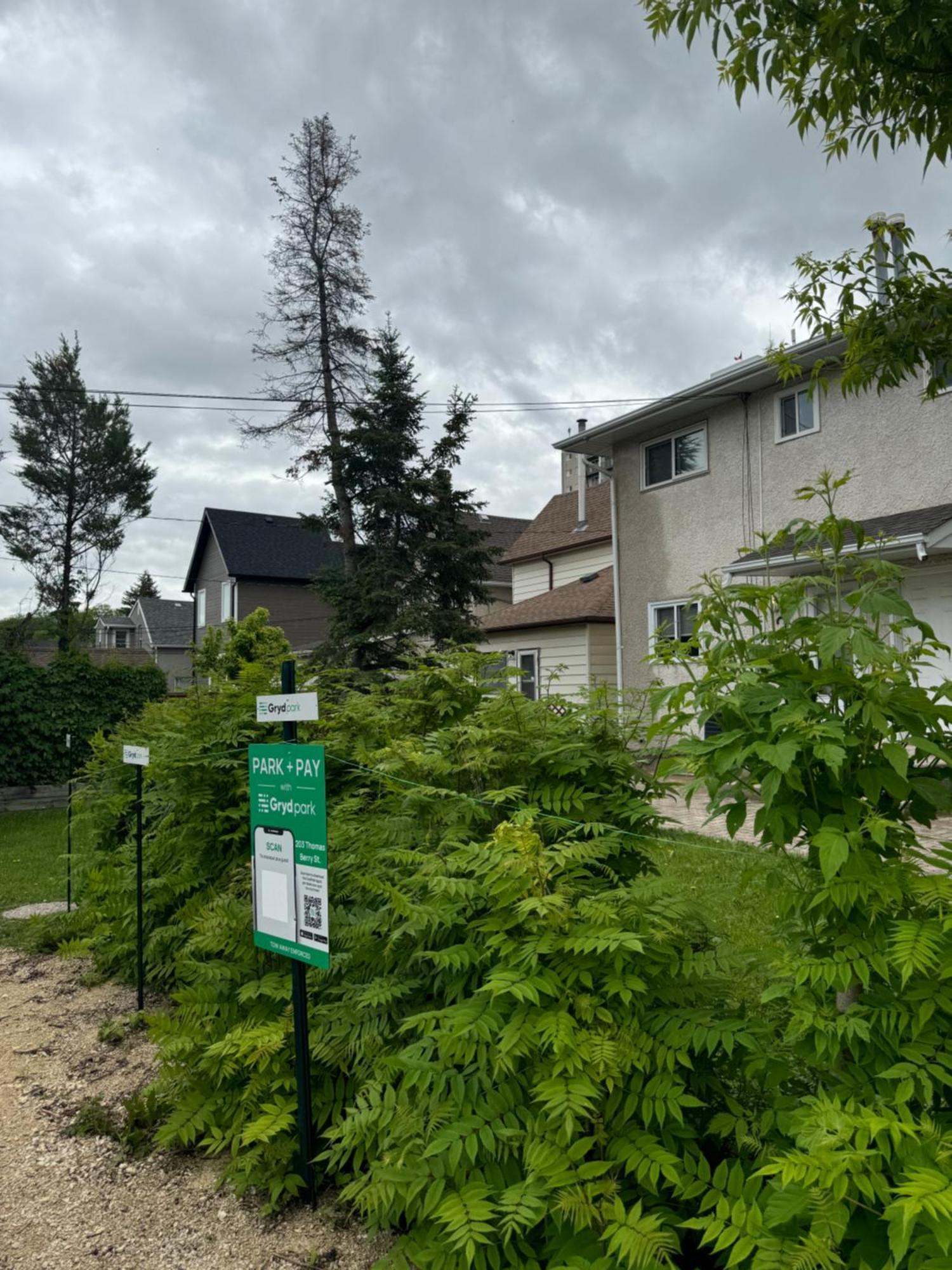 Walking Distance To St Boniface, Easy Parking Villa Уинипег Екстериор снимка